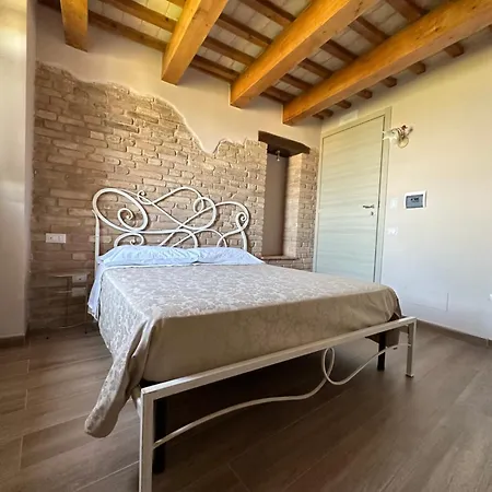 Gasthuis La Torre Tra Terra E Cielo 3*