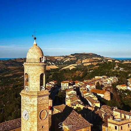 La Torre Tra Terra E Cielo Petritoli